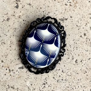 BROCHE PATTERN
