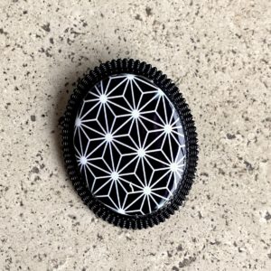 BROCHE PATTERN