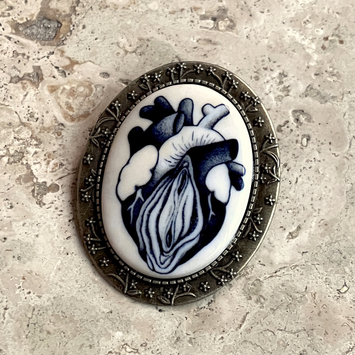 BrocheVulvaPowaIMG_3662