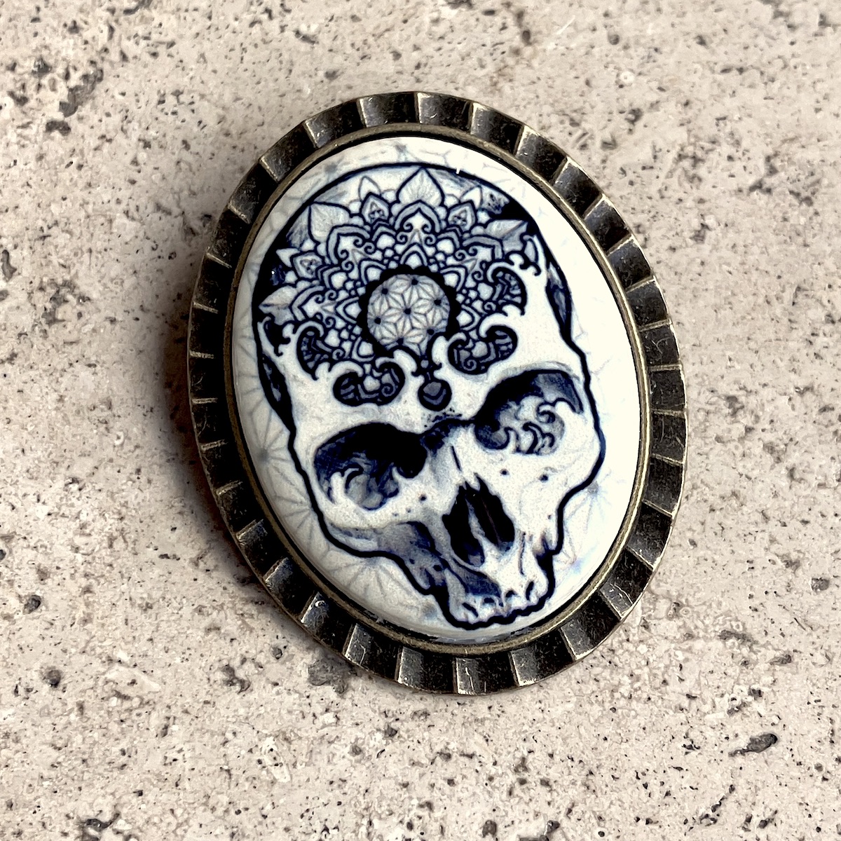 BrocheWilliamLaiguilleIMG_3457