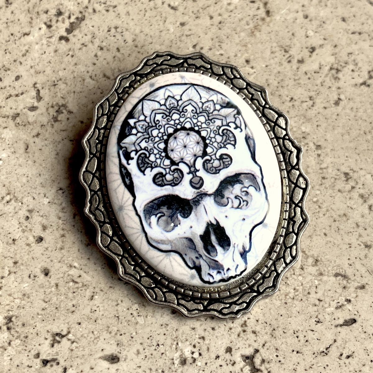 BrocheWilliamLaiguilleIMG_3458