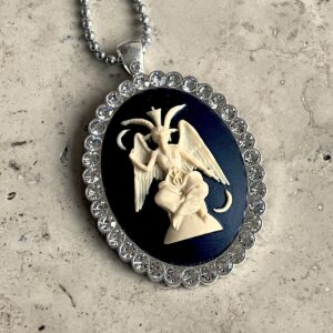 COLLIER CAMEE RESINE